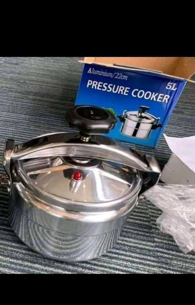 Aluminium Pressure Cooker NON - EXPLOSIVE -2 HANDLE- 5 litres, High-grade polished mirror finishing